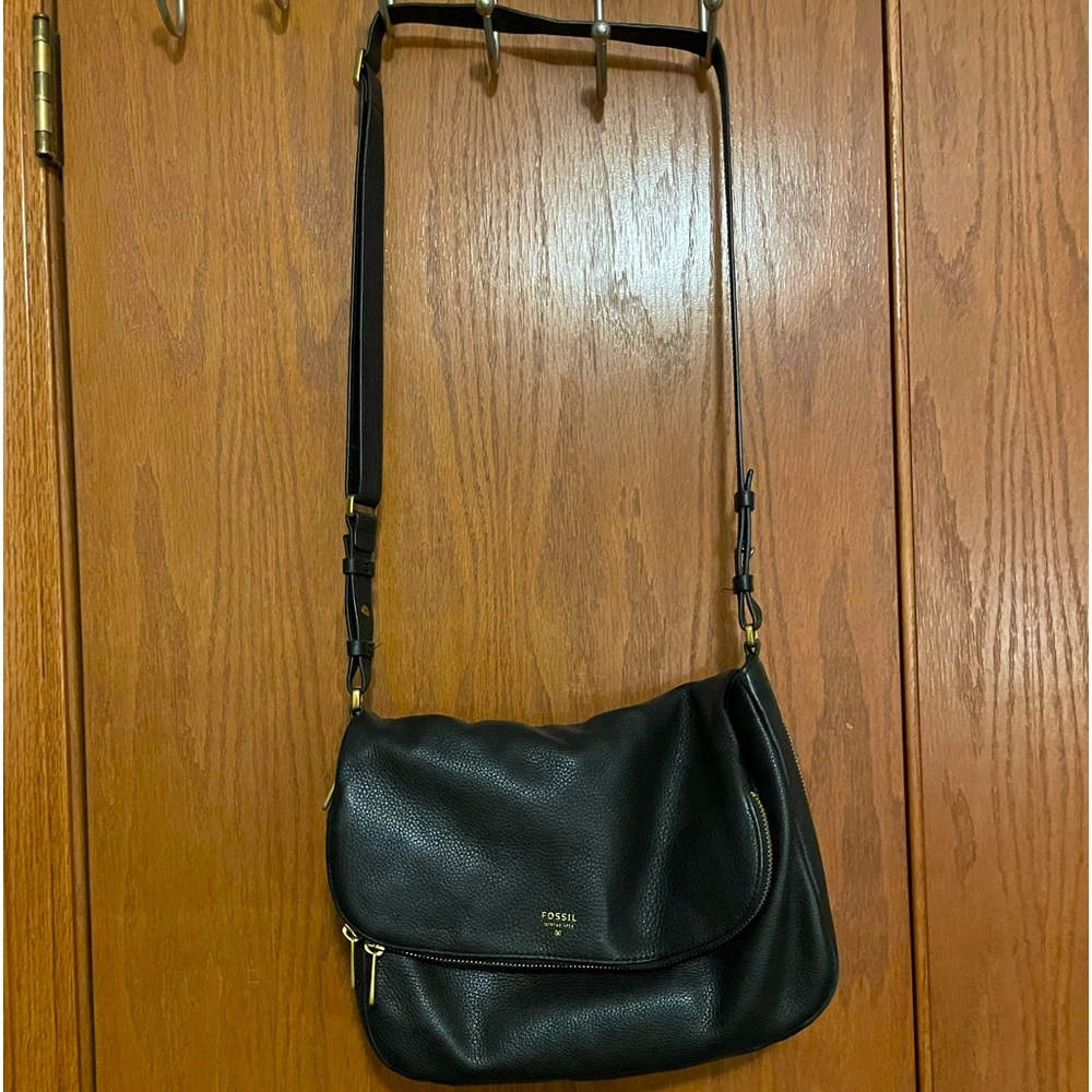 Black Fossil cross body purse